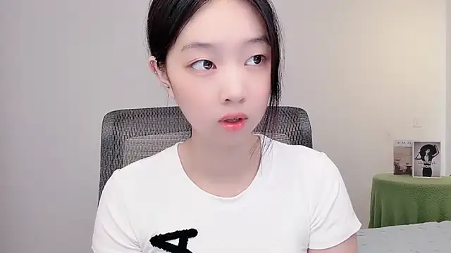 Yoyo33355 Cameră chat live