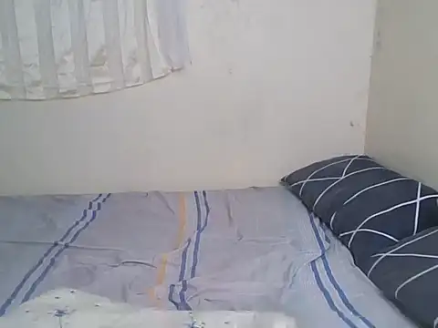 CUTE-MESSY Cameră chat live