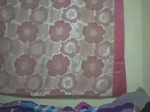 CUTE-MESSY – live chatrum