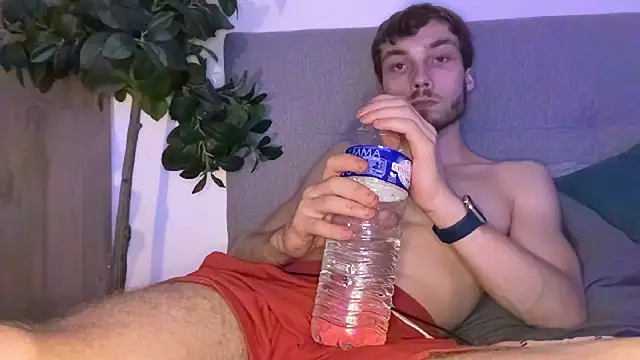 PrecededPolenta Show Webcam