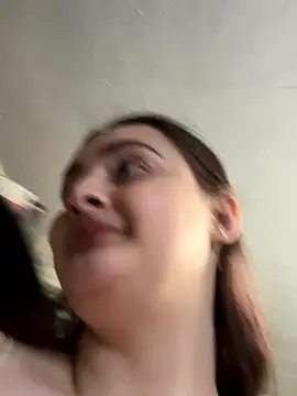 Sala de chat ao vivo de Kp_emilia19