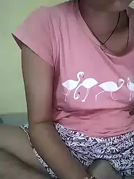 PRIYAGIRLHOT Adlı Modelin Canlı Sohbet Odası