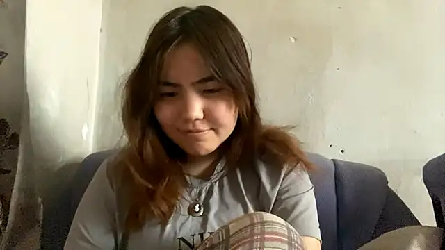 Molly_Teddy Adlı Modelin Canlı Sohbet Odası