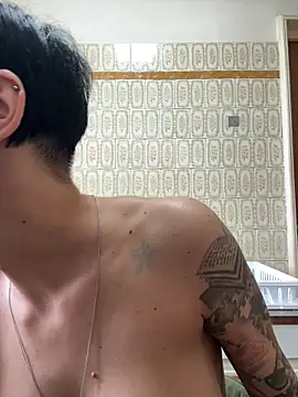 1HelenRose – Naživo chatovacia miestnosť