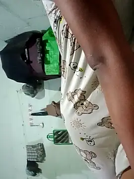 Phòng Chat Trực Tiếp cutiepari