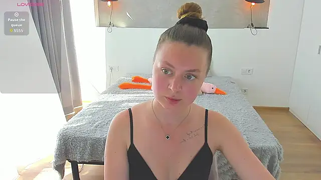 Chat soba uživo modela Kitkatvel