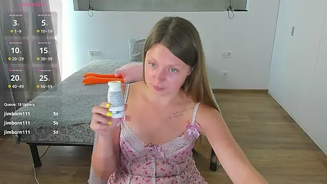 Živá chatovací místnost Kitkatvel