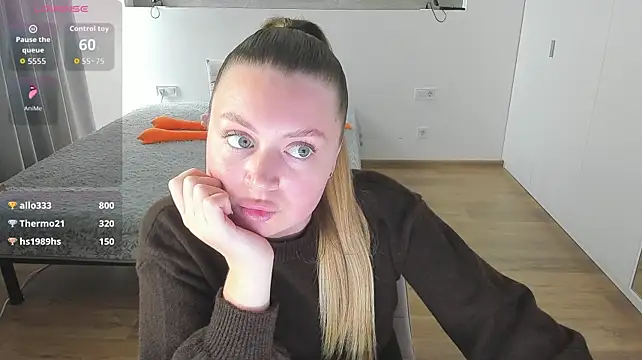 Kitkatvel's Live XXX Chat
