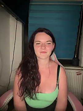 חדר צ'אט בשידור חי של SecretSarah