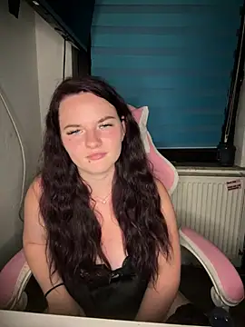 SecretSarah – live chatrum