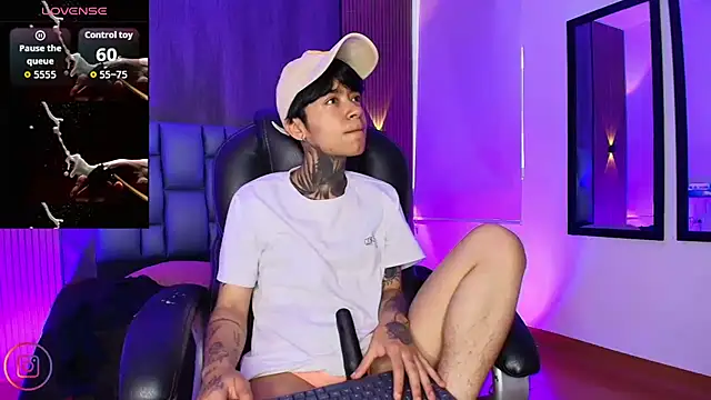 Živá chatovací místnost hottiesjuls