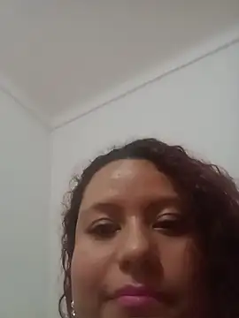 Catalina_sout élő chatszobája