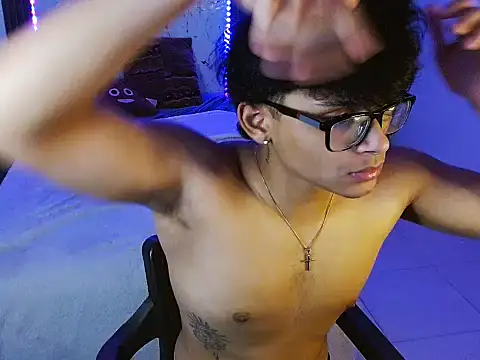 Mr_yisuzzn Live-seksikameraesitys