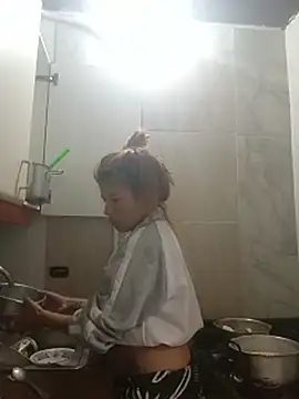 samy_17のライブチャットルーム