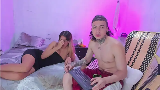 Chat soba uživo modela ToxicLoversX