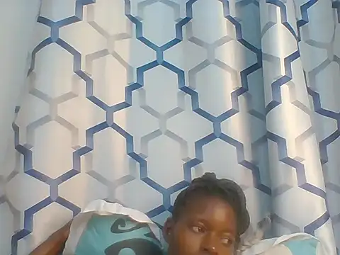Chatroom en direct de Gracious_petite001