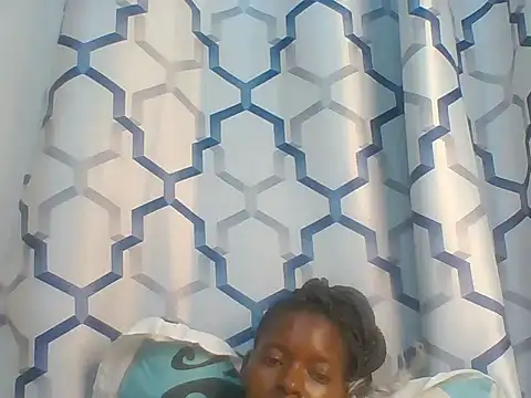 Gracious_petite001 Live Chatraum