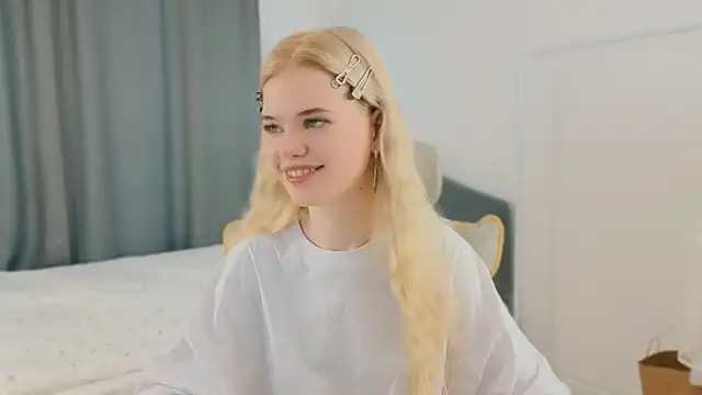 mood_berry_'s Live Chat Room