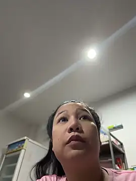 Chat ao vivo de LINDA_HD