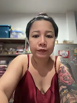 Živá chatovací místnost LINDA_HD