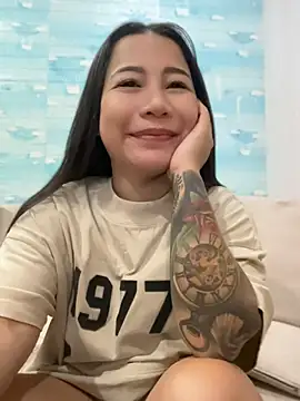 LINDA_HD's Live Chat Room