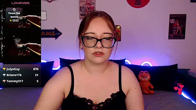 Živá chatovací místnost JuliNy_x