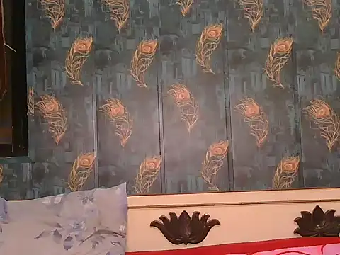 Sala de chat en directo de Himanshi_Singh