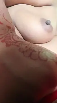 חדר צ'אט בשידור חי של sexyriya18