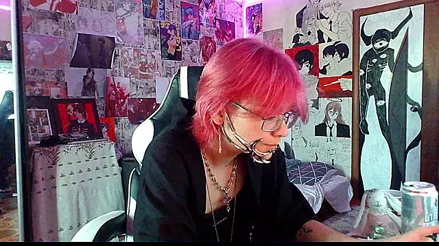 Michiyo_Gotou Adlı Modelin Canlı Sohbet Odası