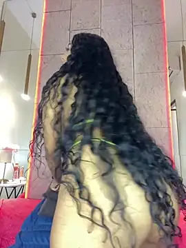 Chat ao vivo de mina_hammani