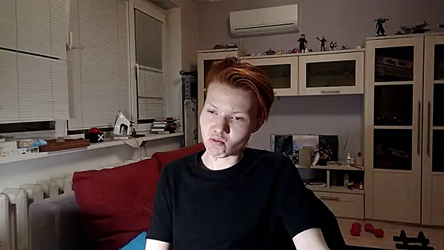 Tannet_Lovelyyy – Naživo chatovacia miestnosť