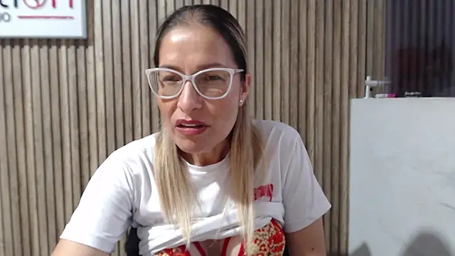 Greys_Mandahian Cameră chat live