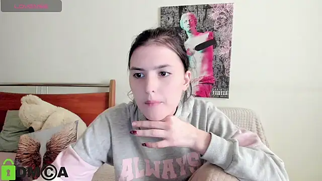 Chat soba uživo modela Kira_Devi
