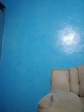 Pretty_Cee's Live Chat Room