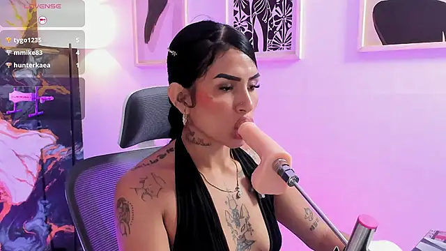 Alanna_Wild Live Chatrum