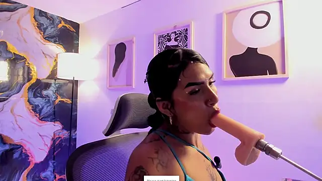 غرفة دردشة Alanna_Wild المباشرة