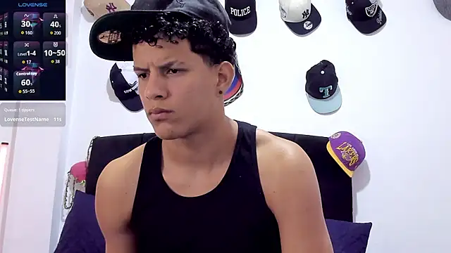 theo_bigcock_n Live-seksikameraesitys