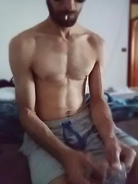 Seks show uživo modela juicyone2 na kameri