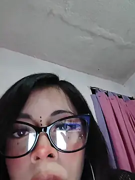 YummyGirl_ Live Chatraum