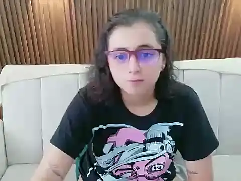 חדר צ'אט בשידור חי של feelena_mysoull