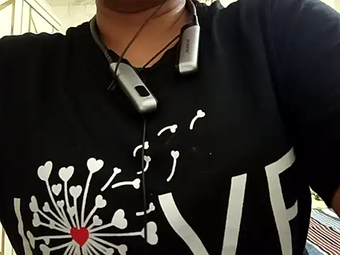 Neha-71 Live Chatraum