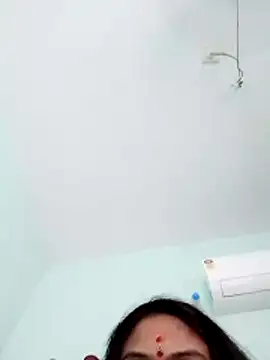 Megha-Telugu22 লাইভ চ্যাট রুম