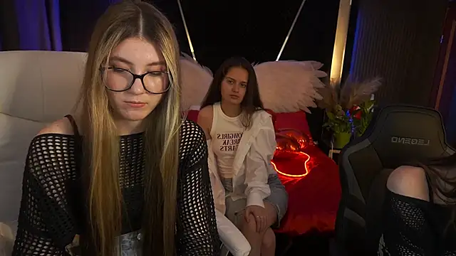 Talia_Blakwood's Live Chat Room