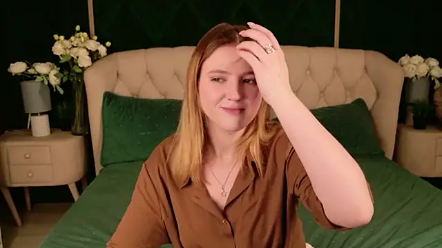 Laura_Stellar – Naživo chatovacia miestnosť