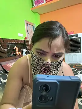 Curvy_shivani 실시간 채팅방