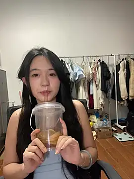summer-a Cameră chat live
