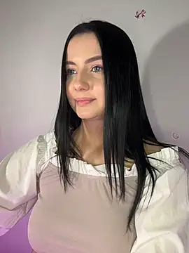 QueenL0la's Live Chat Room