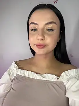 Chat soba uživo modela QueenL0la
