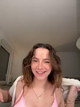 Cherry-Bean live sex-cam show