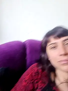 alynnafem: δωμάτιο απευθείας συνομιλίας